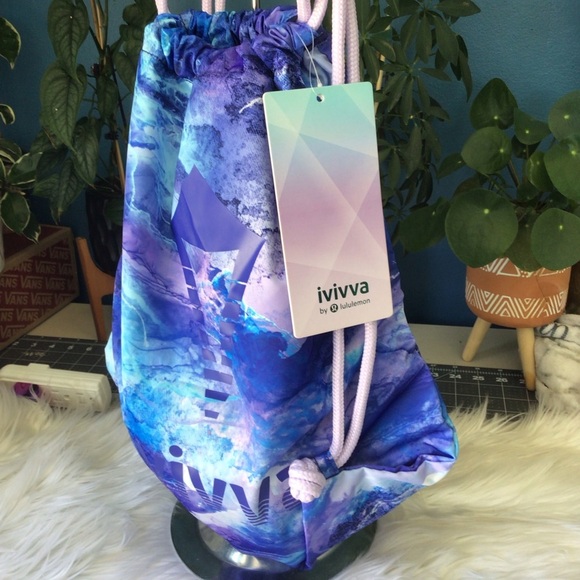 Ivivva Cinch And Go bag - Picture 2 of 5